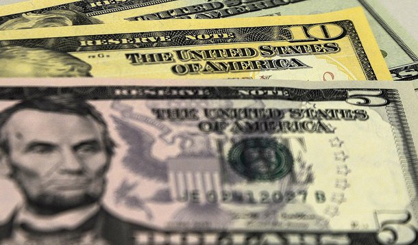 Dolar-Moeda estrangeira