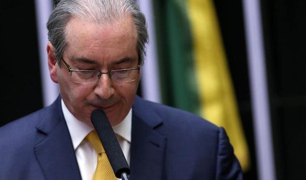 Eduardo Cunha discursa em sessão que resultou na cassação de seu mandato na Câmara dos Deputados, em Brasília 12/09/2016 REUTERS/Adriano Machado