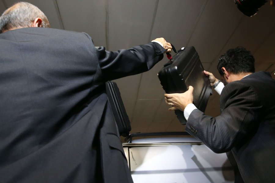 Operação Métis, da PF, prendeu 4 agentes da Polícia Legislativa do Senado. Maletas antigrampo estavam no centro das investigações