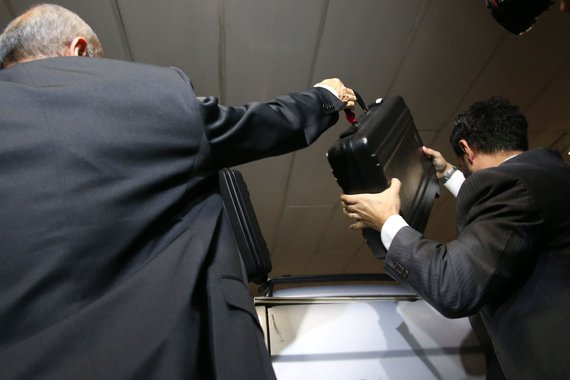 Operação Métis, da PF, prendeu 4 agentes da Polícia Legislativa do Senado. Maletas antigrampo estavam no centro das investigações