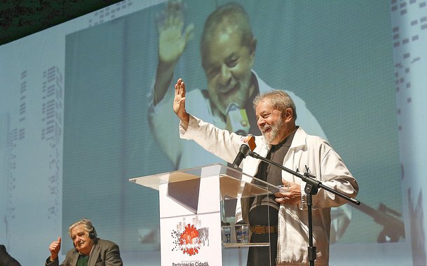 29/08/15- São Bernardo do Campo- SP- Brasil. Na manhã desse sábado (29), o ex-presidente Luiz Inácio Lula da Silva e José Mujica, ex-presidente do Uruguai e senador pelo país, participaram de uma mesa no seminário 