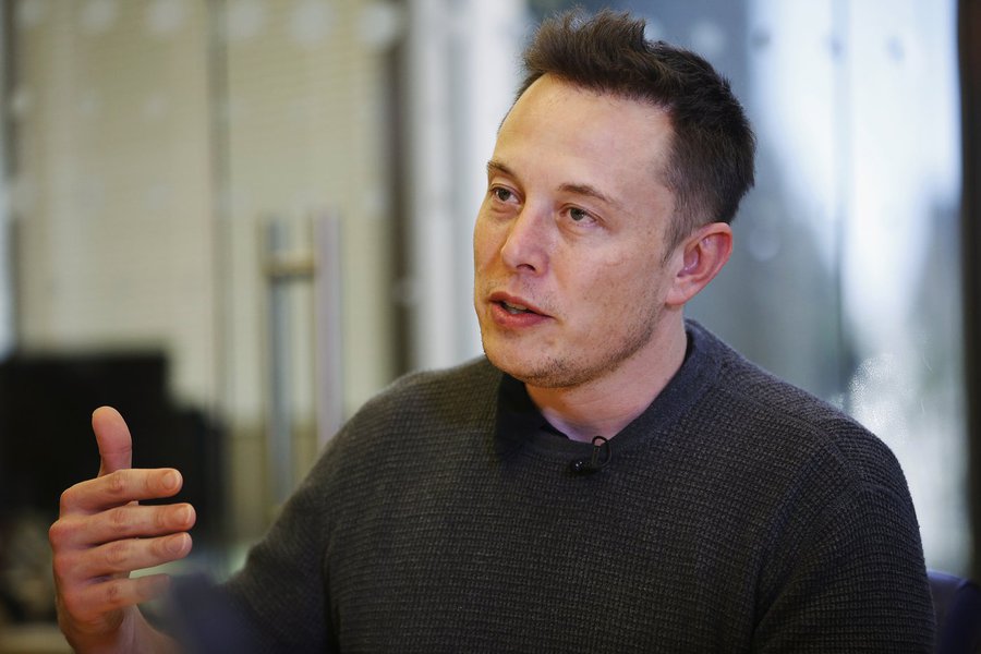 Elon Musk, Chief Executive of Tesla Motors and SpaceX, speaks during the Reuters Global Technology Summit in San Francisco June 18, 2013. REUTERS/Stephen Lam (UNITED STATES - Tags: BUSINESS SCIENCE TECHNOLOGY TRANSPORT) - RTX10SPG