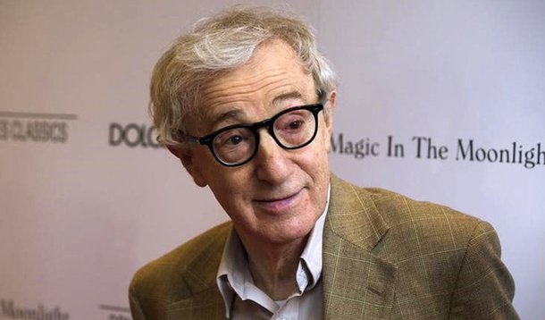 Director Woody Allen arrives for the premiere of his film "Magic in the Moonlight" in New York July 17, 2014. REUTERS/Lucas Jackson