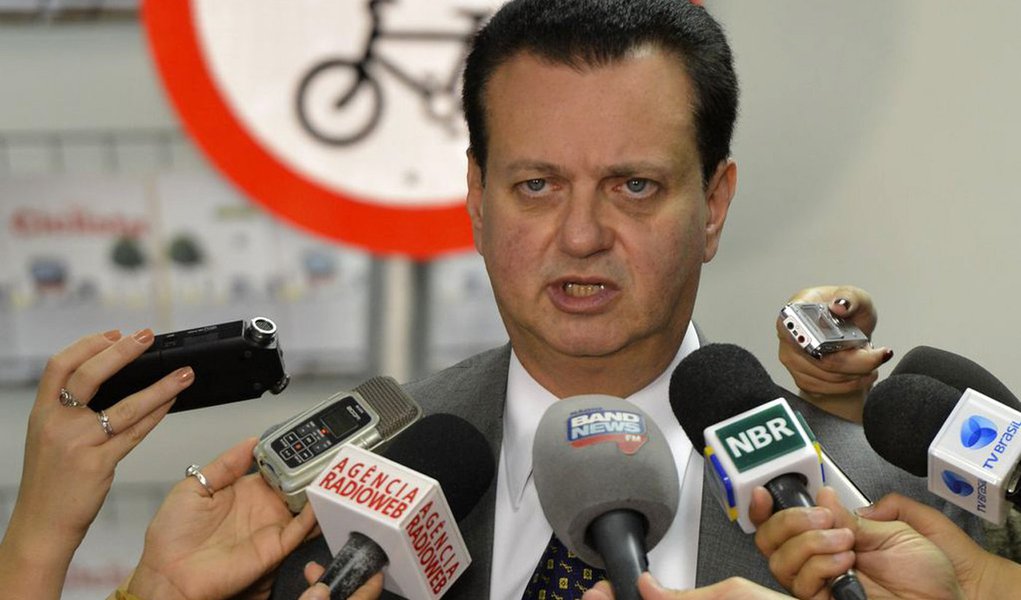 No Dia Mundial Sem Carro, o ministro Gilberto Kassab, lan�a a Cartilha do Ciclista que re�ne informa��es sobre a legisla��o, sinaliza��o, rede ciclovi�ria e regras de circula��o e seguran�a (Jos� Cruz/Ag�ncia Brasil)