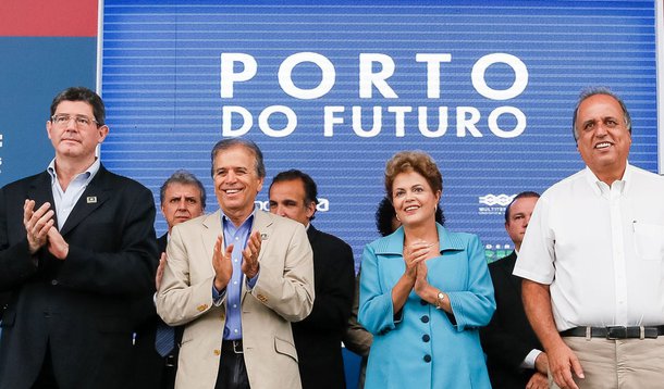 Rio de Janeiro - RJ, 12/03/2015. Presidenta Dilma Rousseff durante cerimônia de entrega das obras de expansão e modernização dos terminais privados de Libra, Multi-Rio e Multi-Car - Porto do Futuro. Foto: Roberto Stuckert Filho/PR