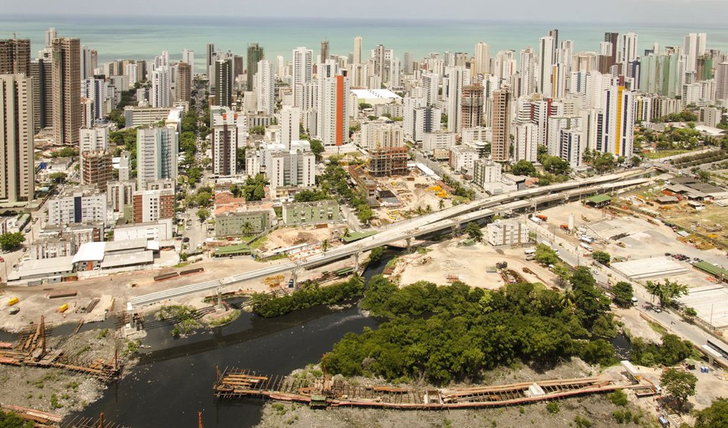 Recife - obra Via Mangue