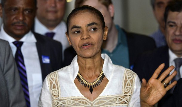 Bras�lia - A ex-senadora e fundadora da Rede Sustentabilidade, Marina Silva, apresenta oficialmente os novos filiados ao partido no Congresso Nacional, durante o ato Brasil em Rede (Jos� Cruz/Ag�ncia Brasil)