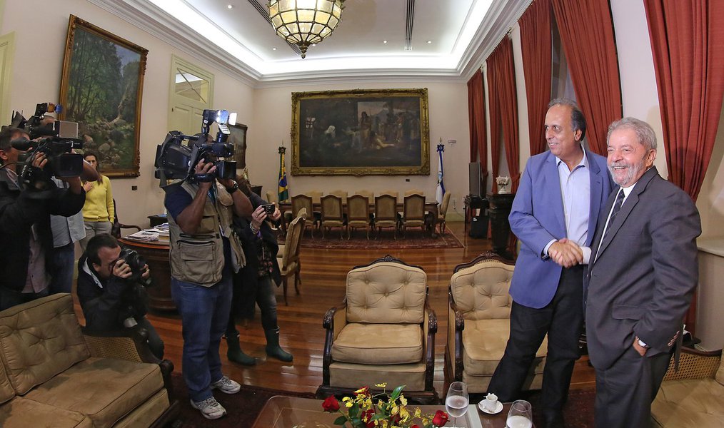 03/12/2015 - Rio de Janeiro - RJ - O ex presidente Lula, durante encontro com o governador do RJ, Luiz Fernando Pezão. Foto: Ricardo Stuckert/ Instituto Lula