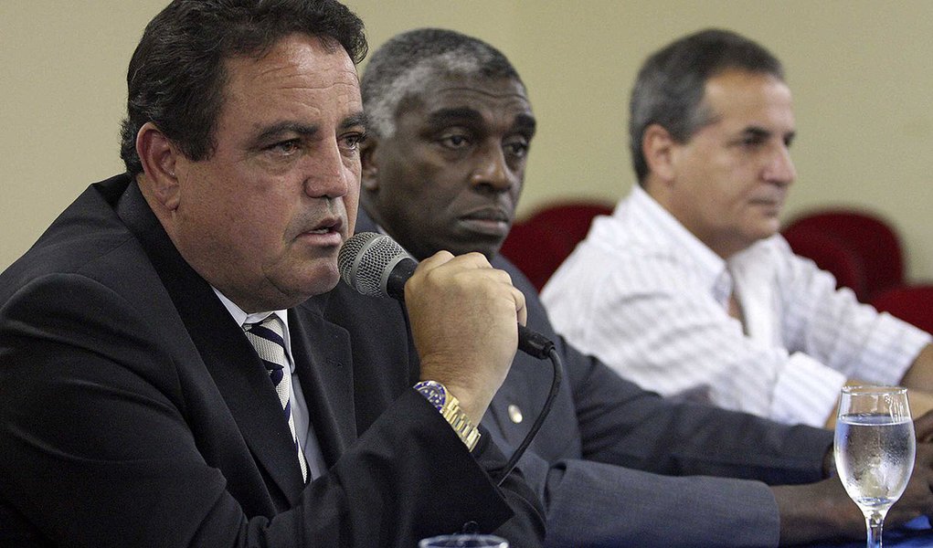 16/10/2009 - Homenagem da Secretaria de Administração Penitenciária a agentes da Sispen.
Cesar Rubens Monteiro de Carvalho, secretário de Administração Penitenciária.
Foto Marcelo Horn 