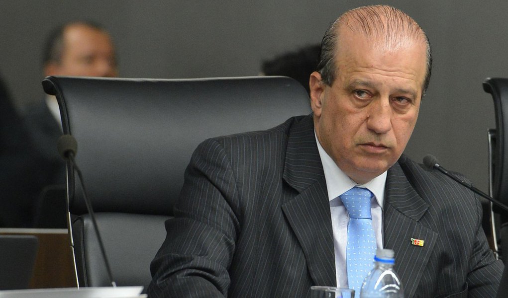 O ministro do Tribunal de Contas da União (TCU), ministro Augusto Nardes, durante sessão do plenário (Valter Campanato/Agência Brasil)