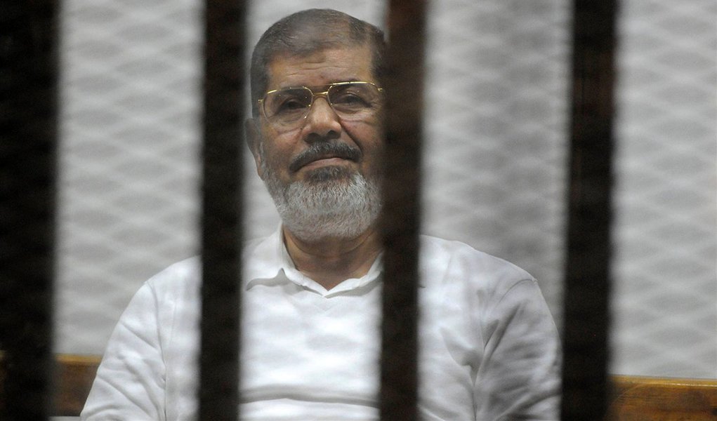 Following mass protests against his rule in June 2013, Mohamed Morsi was removed from power on 3 July and detained in an unknown place, apparently without an arrest warrant.