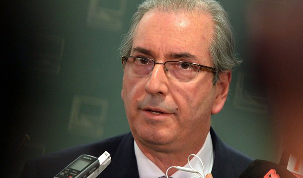 O presidente da Câmara dos Deputados, Eduardo Cunha fala sobre a pauta de votação da casa (Wilson Dias/Agência Brasil)