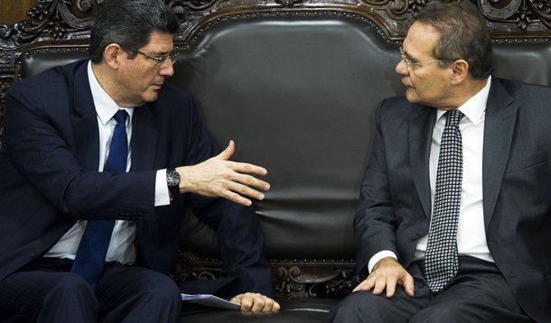 O ministro da Fazenda, Joaquim Levy, se reúne com o presidente do Senado, Renan Calheiros (Marcelo Camargo/Agência Brasil)
