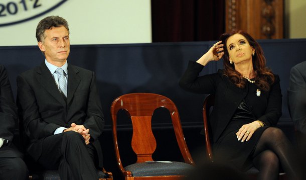 acto en la bolsa de comercio por la cancelacion deuda boden 2012 02-08-12 CRISTINA Y MACRI EN LA BOLSA DE COMERCIO. FOTO, NESTOR SIEIRA.