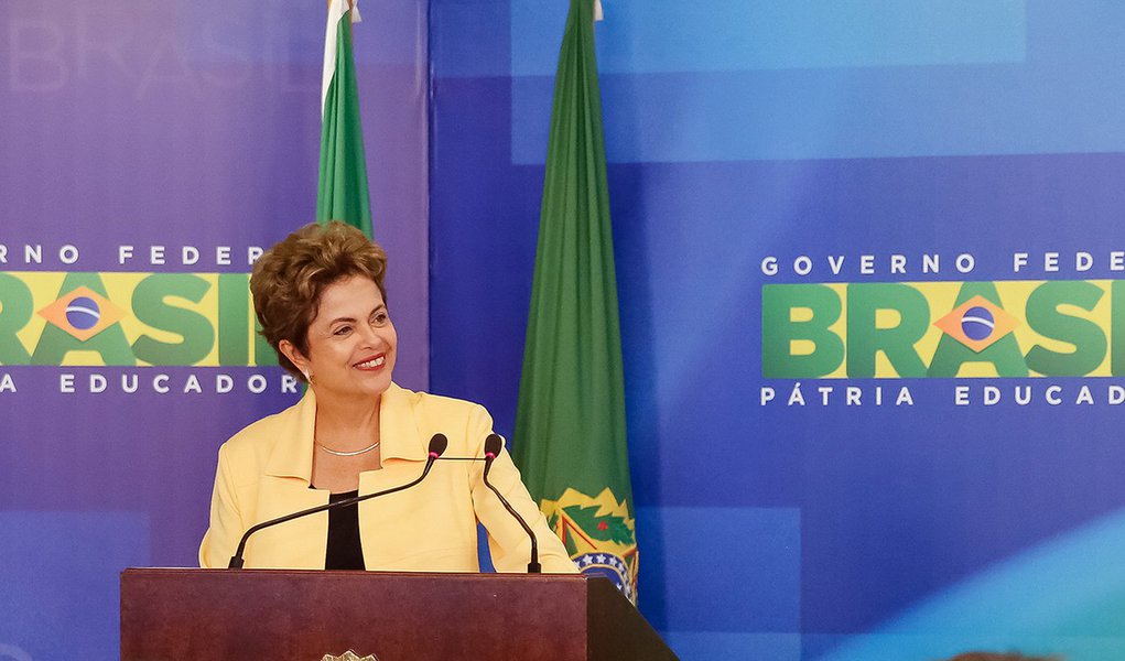 Brasília - DF, 02/09/2015. Presidenta Dilma Rousseff durante recepção à Delegação Brasileira de WorldSkills 2015 no Palácio do Planalto. Foto: Roberto Stuckert Filho/PR