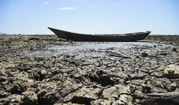 Remanso - Com a falta de chuva na nascente do Rio São Francisco, o reservatório de Sobradinho vive a maior seca de sua história (Marcello Casal jr/Agência Brasil)