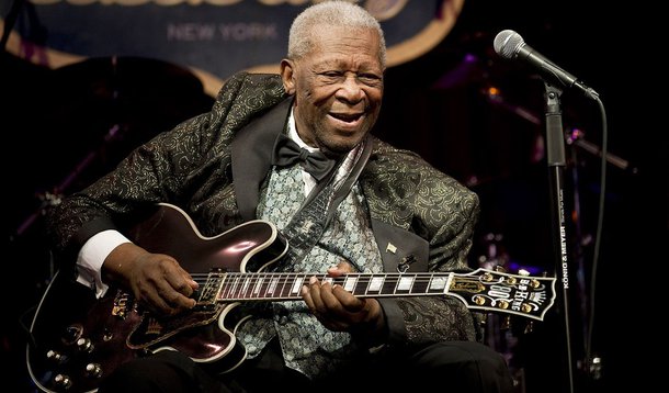NEW YORK, NY - APRIL 16:  B.B. King performs at B.B. King Blues Club & Grill on April 16, 2013 in New York City.  (Photo by Debra L Rothenberg/Getty Images)