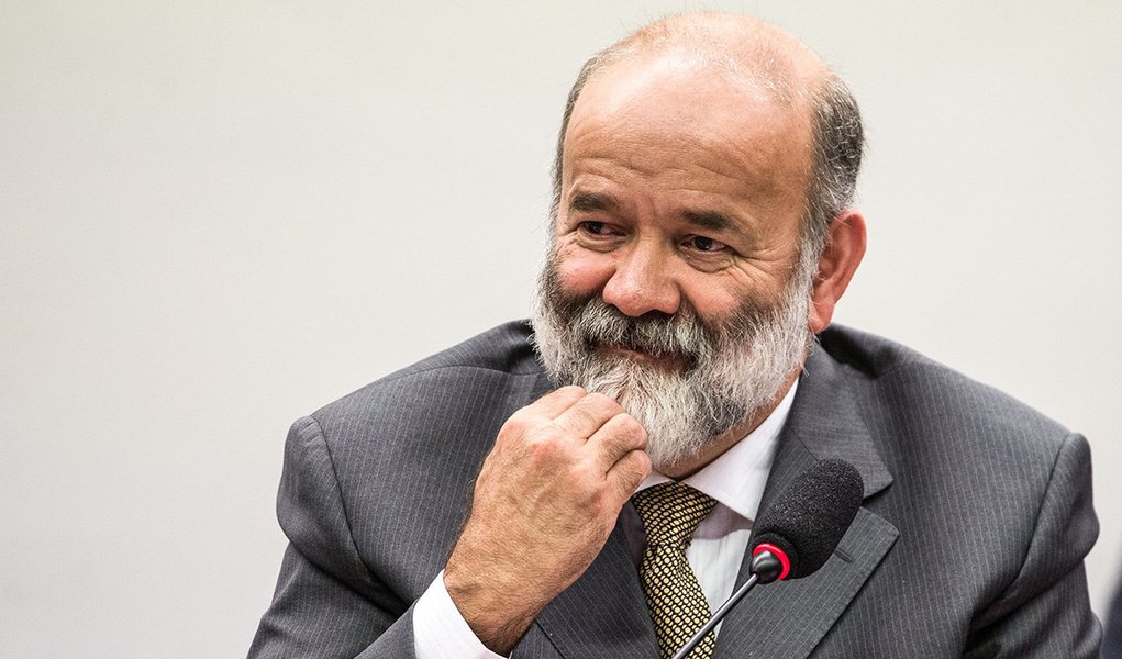 Brasília- DF- Brasil- 09/04/2015- O tesoureiro do PT, João Vaccari Neto, presta depoimento na CPI da Petrobrás, na Câmara dos Deputados (Marcelo Camargo/Agência Brasil)