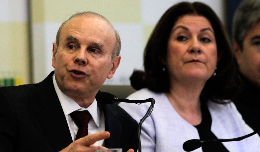 Guido Mantega (Fazenda) e Miriam Belchior (Planejamento)