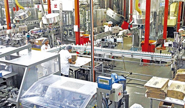 Entre os anos de 2007 e 2014, foram abertas 340 mil novas empresas no estado. Nesse período, houve a geração de 1.286.224 empregos. Segundo maior mercado consumidor do país, o Estado do Rio tem, hoje, R$ 118 bilhões em investimentos em andamento e outros 
