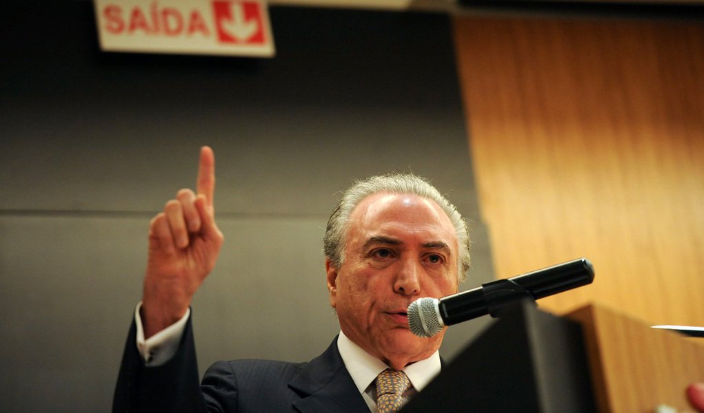 O vice-presidente da Rep�blica e articulador pol�tico do governo, Michel Temer, faz palestra no campus da Asa Norte do Centro Universit�rio de Bras�lia UniCeub (Jos� Cruz/Ag�ncia Brasil)