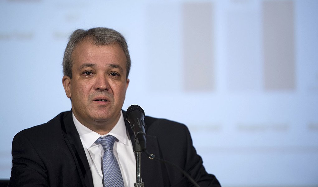 O Secretário do Tesouro Nacional, Marcelo Saintive, comenta o resultado primário do governo central relativo ao mês de dezembro de 2014.( Marcelo Camargo/Agência Brasil)