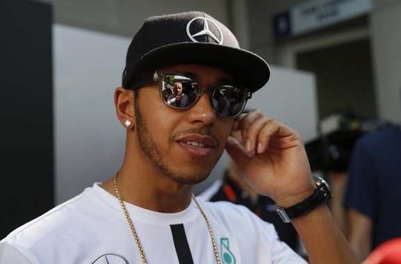 Lewis Hamilton durante entrevista na MalÃ¡sia.  26/03/15
Reuters / Olivia Harris
Livepic
