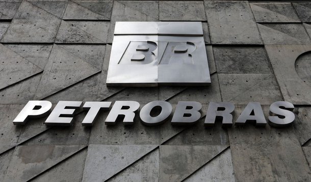 Brasil, Rio de Janeiro, RJ. 10/09/2013. Fachada da sede da Petrobras, no centro do Rio de Janeiro. Documentos classificados como secretos e que vazaram da Ag�ncia de Seguran�a Nacional (NSA, na sigla em ingl�s) dos Estados Unidos mostram que a Petrobras, 