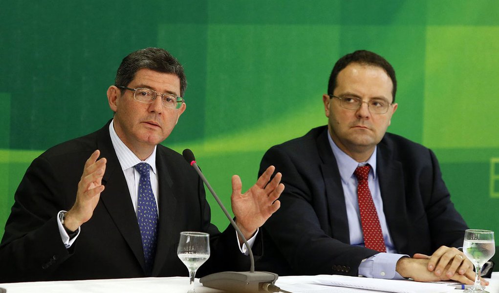 ADPO649  BSB -  27/11/2014  - ANUNCIO / MINISTROS -  POLITICA -  Anuncio dos nomes e entrevista dos novos ministros Joaquim Levy (Fazenda), Nelson Barbosa (Planejamento)  e Alexandre Tombini (Banco Central), com a presença do ministro da SECOM Thomas Trau