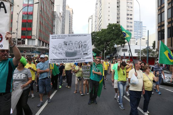 manifestacao em curitiba, foto orlando kissner.