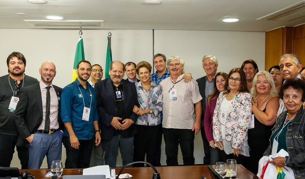 Brasília - DF, 16/07/2015. Presidenta Dilma Rousseff durante reunião com Centrais Sindicais do Cone Sul - CCSCS no Palácio do Planalto. Foto: Roberto Stuckert Filho/PR