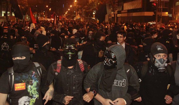 BLACK BLOC