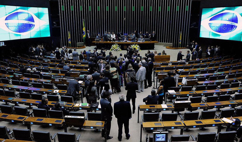 Ato de reinauguração das rampas de acesso à Mesa e às Tribunas do Plenário Ulysses Guimarães 
Data: 07/10/2014 - Foto: Laycer Tomaz / Câmara dos Deputados