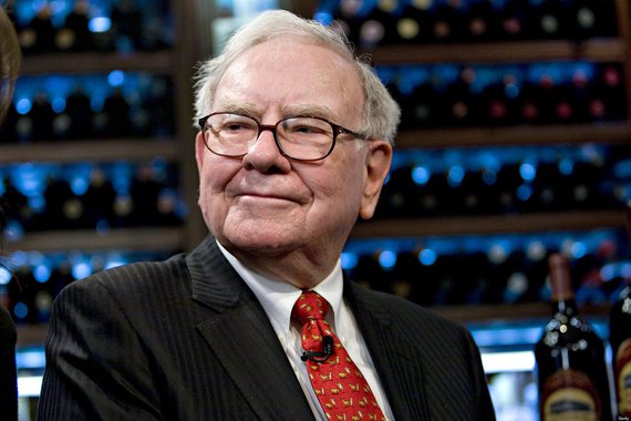 Warren Buffett, chief executive officer of Berkshire Hathaway, pauses during a television interview in advance of a charity lunch with a group led by Courtenay Wolfe, chief executive officer of Salida Capital, at Smith & Wollensky in New York, U.S., on Mo