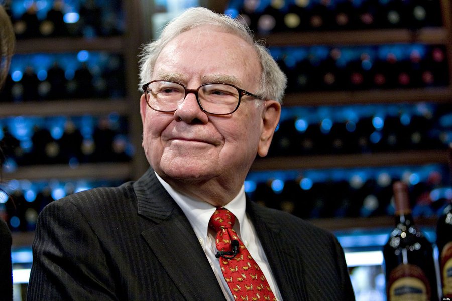 Warren Buffett, chief executive officer of Berkshire Hathaway, pauses during a television interview in advance of a charity lunch with a group led by Courtenay Wolfe, chief executive officer of Salida Capital, at Smith & Wollensky in New York, U.S., on Mo