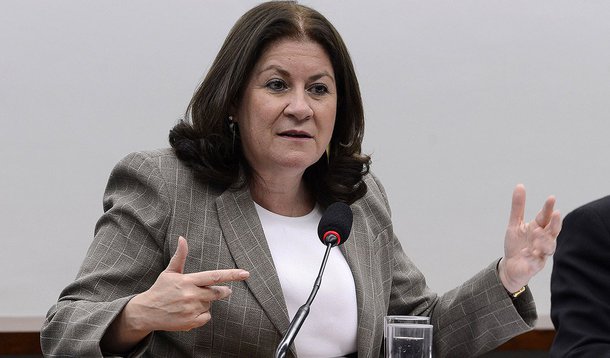 10/02/2015- Brasília- DF, Brasil- A ex-ministra do Planejamento Miriam Belchior será confirmada como presidente da Caixa no lugar de Jorge Hereda. O anúncio pode ocorrer ainda nesta terça-feira (10).Na foto Miriam Belchior participa de audiência sobre LDO
