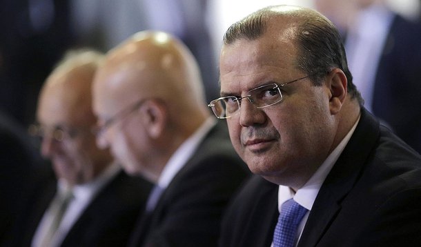 Presidente do Banco Central, Alexandre Tombini, durante reuniÃ£o ministerial em BrasÃ­lia. 27/01/2015 REUTERS/Ueslei Marcelino