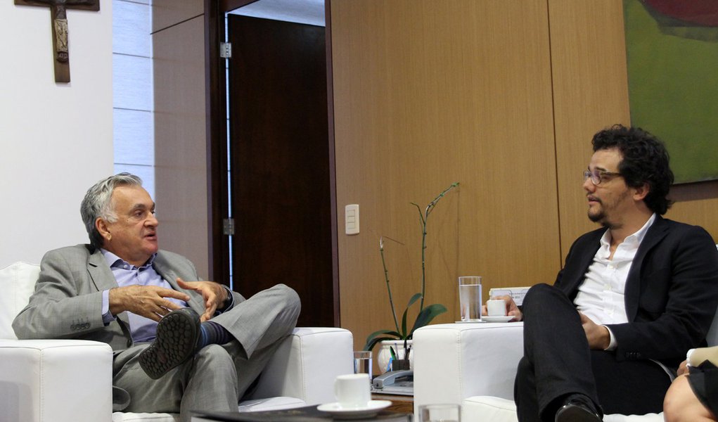 Brasília- DF- Brasil- 03/09/2015- O ministro da Cultura, Juca Ferreira, recebe a visita do ator Wagner Moura. Foto: Ministério da Cultura