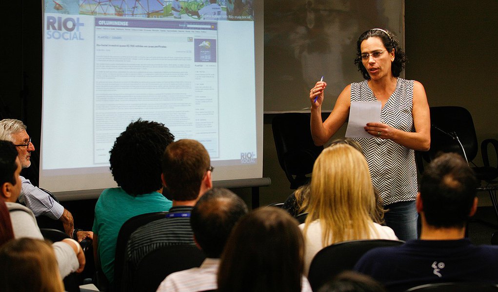 02.09.2014 - Reunião com Orgãos Municipais - qudrimestre 2.  Abriram a reunião a presidente do IPP, Eduarda La Roque e o coordenador do programa Rio+Social - Pedro Veiga. Foto: Andréa Farias