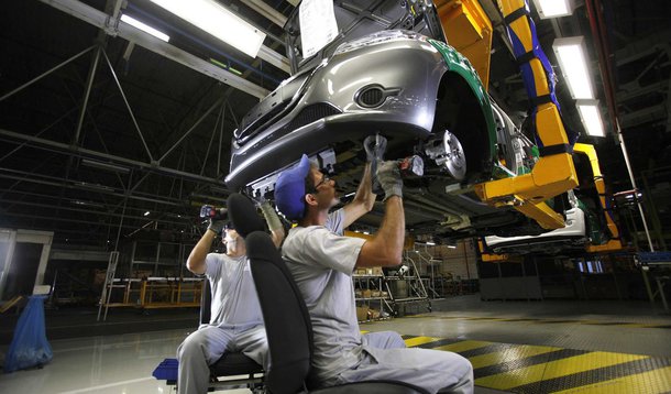 Entre os anos de 2007 e 2014, foram abertas 340 mil novas empresas no estado. Nesse período, houve a geração de 1.286.224 empregos. Segundo maior mercado consumidor do país, o Estado do Rio tem, hoje, R$ 118 bilhões em investimentos em andamento e outros 