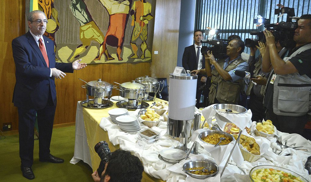 Brasília - O presidente da Câmara dos Deputados, Eduardo Cunha, recebe jornalistas para um café da manhã (Wilson Dias/Agência Brasil)
