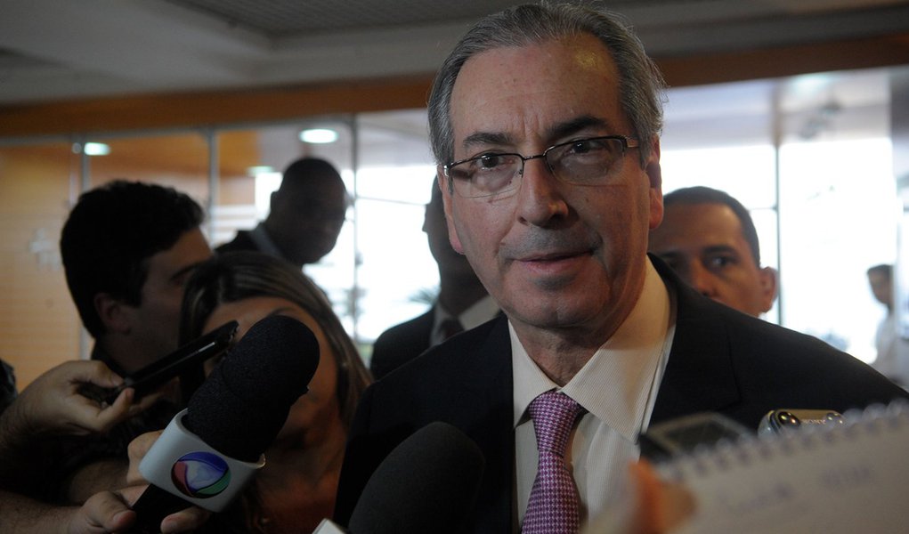 Rio de Janeiro - O presidente da Câmara dos Deputados, Eduardo Cunha, encerra o 5º Congresso Fluminense de Municípios, em Copacabana.