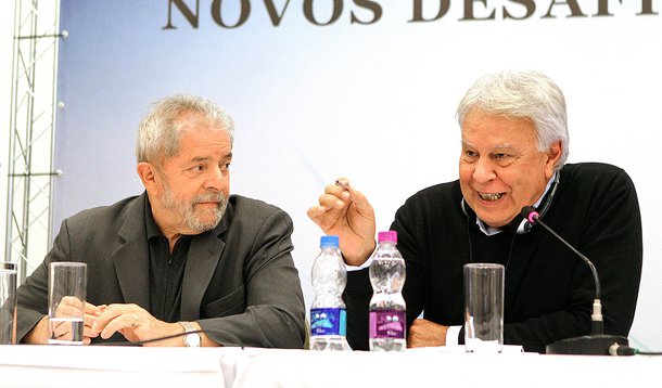 22/06/2015 - São Paulo - O Instituto Lula realizou nesta segunda-feira (22) a conferência “Novos desafios da democracia”, seguida de debate com o ex-presidente do Governo da Espanha, Felipe González. O evento, realizado em parceria com as Fundações Friedr