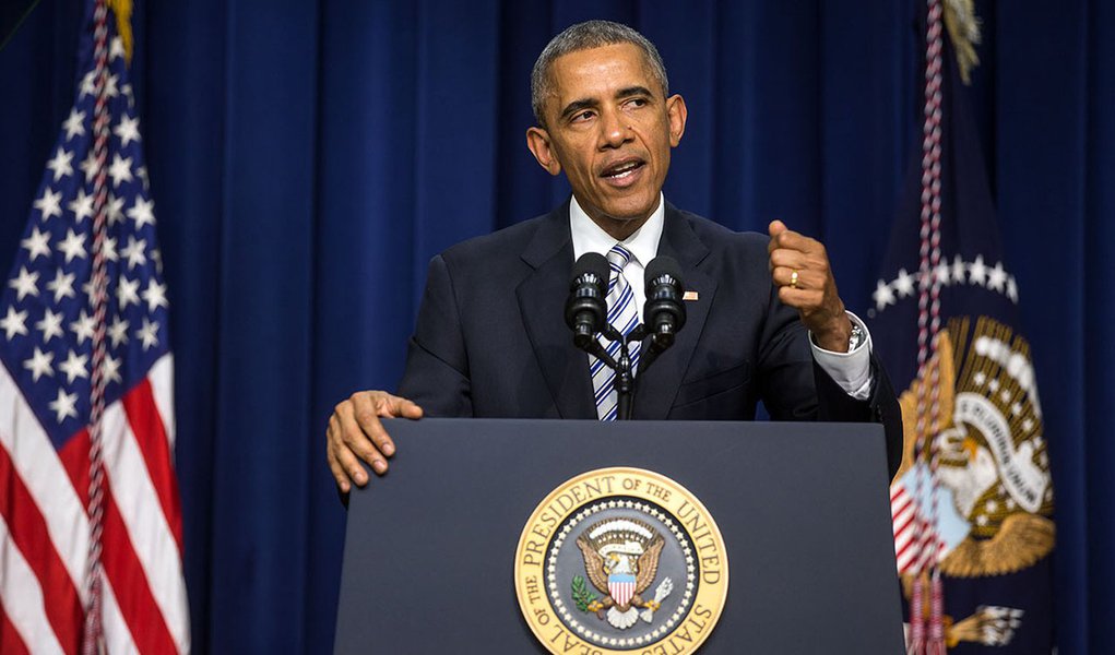 President Barack Obama delivers remarks during the White House Summit on Countering Violent Extremism, in the Eisenhower Executive Office Building South Court Auditorium, Feb. 18, 2015. (Official White House Photo by Lawrence Jackson)