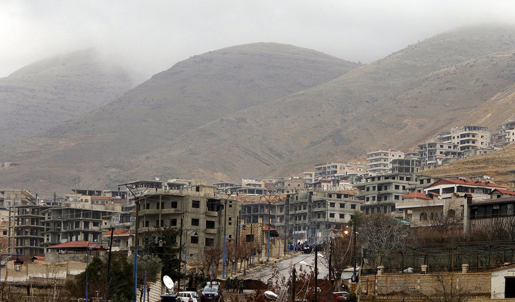 Vista geral da cidade sÃ­ria de Madaya. 14/01/2016 REUTERS/Omar Sanadiki