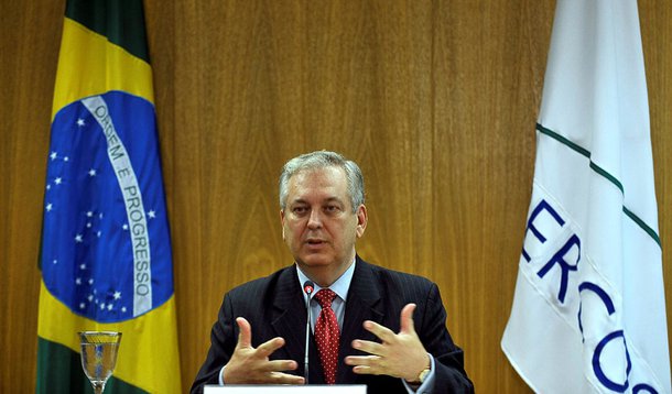 O subsecretário-geral de Meio Ambiente, Energia, Ciência e Tecnologia, Luiz Alberto Figueiredo Machado, dá entrevista coletiva, no Palácio Itamaraty. para falar da reunião de ministros do Brasil, África do Sul, Índia e China (BASIC) sobre mudança do clima