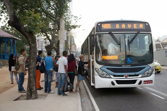 Ontem, a zona oeste da capital fluminense foi a mais prejudicada por causa da falta de ônibus