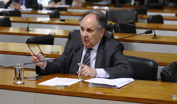 Cristovam Buarque (PDT-DF). Foto: Edilson Rodrigues/Agência Senado