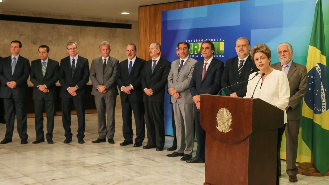 Brasília - DF, 02/12/2015. Presidenta Dilma Rousseff durante pronunciamento à imprensa no Palácio do Planalto. Foto: Roberto Stuckert Filho/PR