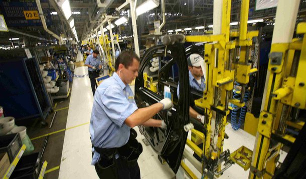 Em ritmo inverso ao da média brasileira, o emprego na indústria do Paraná cresce pelo 22.º mês consecutivo.
Foto: Gilson Abreu/FIEP